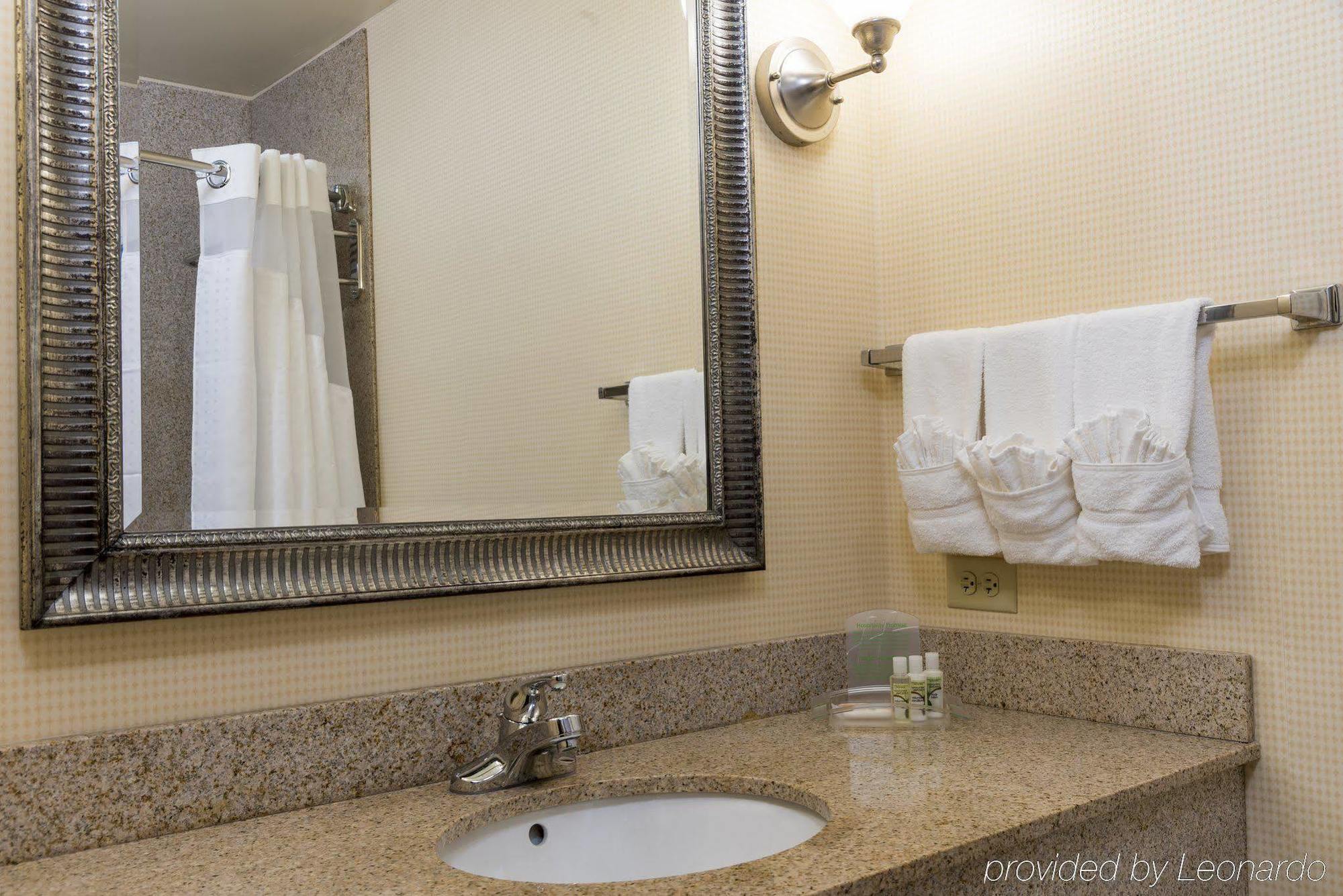 Holiday Inn Aurora North - Naperville By Ihg Eksteriør bilde