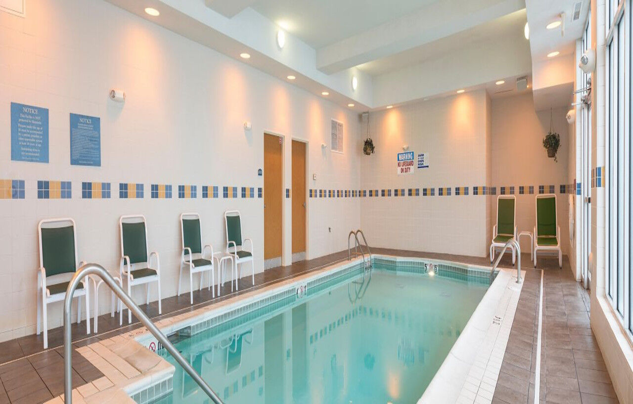 Holiday Inn Aurora North - Naperville By Ihg Eksteriør bilde